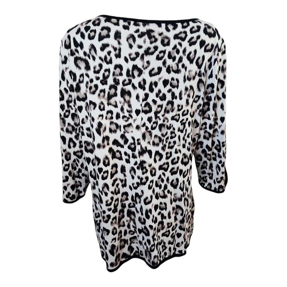 Chicos Top Size 3 Womens XL Brown White Black Animal Print Casual Stretch - Picture 3 of 8